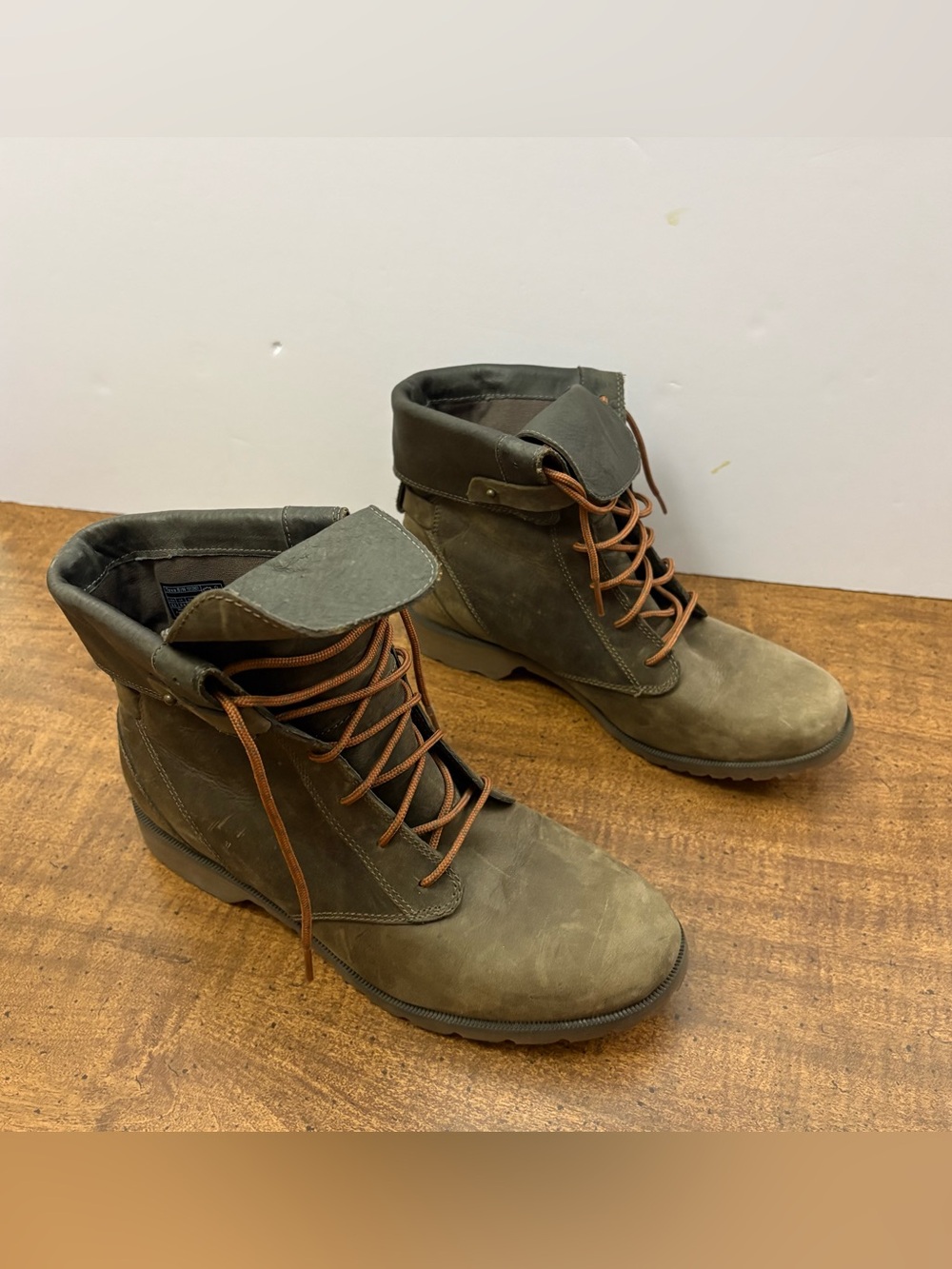 Teva W Delavina Lace Boots womens 7.5 olive green combat moto rugged chic